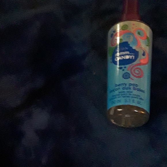 Avon Other - AVON BERRY POP SPRAY!  NEW LISTING!!😊